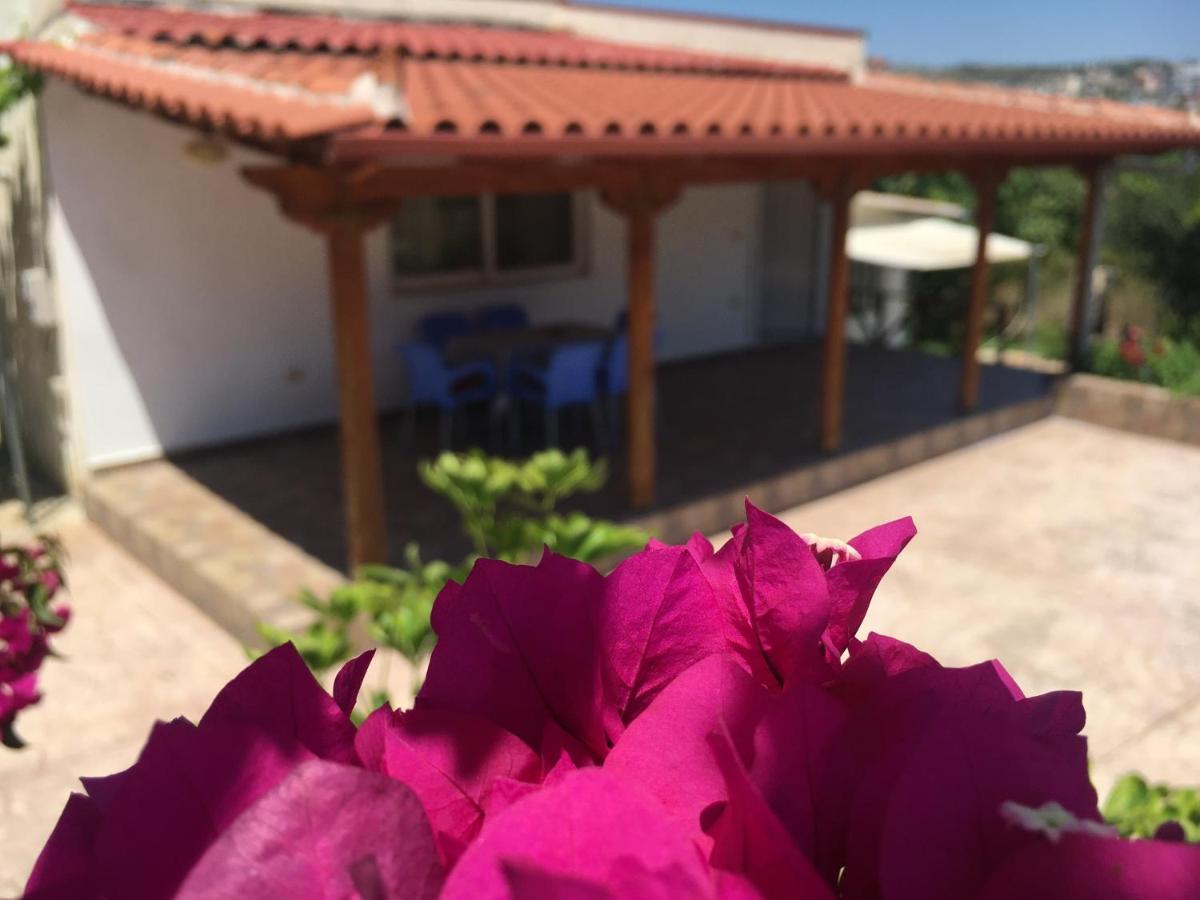 Guesthouse Nedin Ksamil Ngoại thất bức ảnh