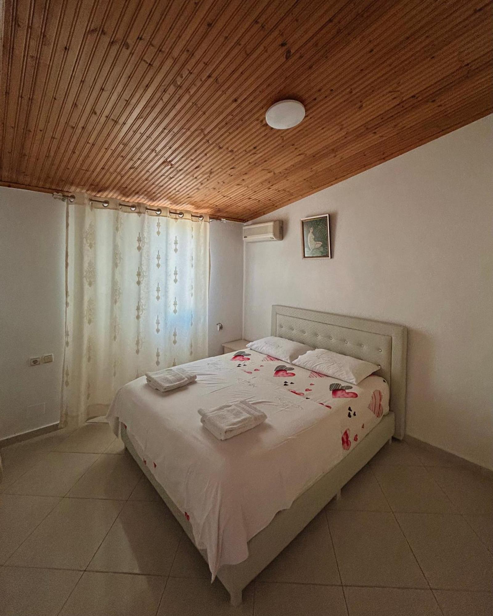 Guesthouse Nedin Ksamil Ngoại thất bức ảnh